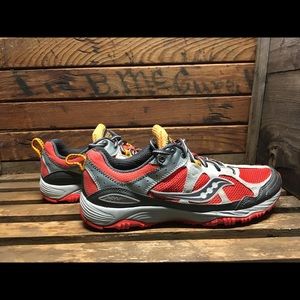 Saucony Adapt Trail Running shoes  w 9.5